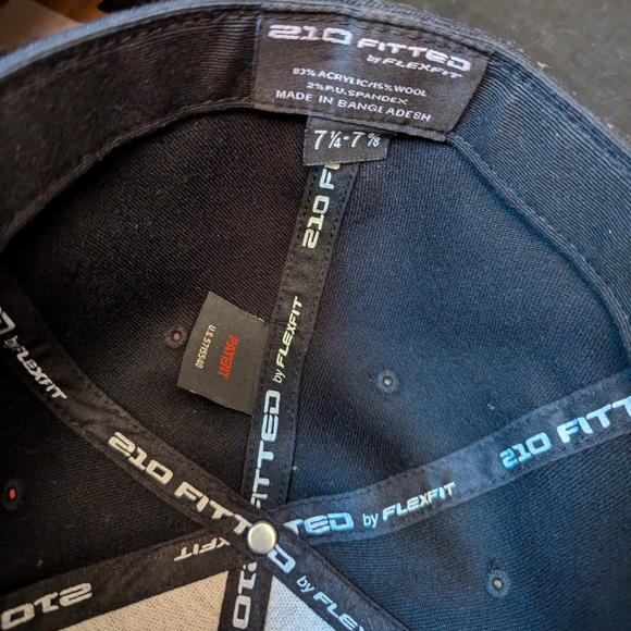 Billabong 210 Fitted by Flexfit Premium Fitted Cap 7 1/4 - 7 5/8 - Picture 5 of 10